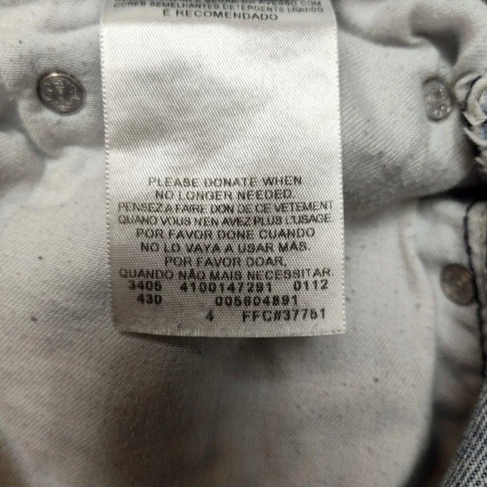 Levis levis 560